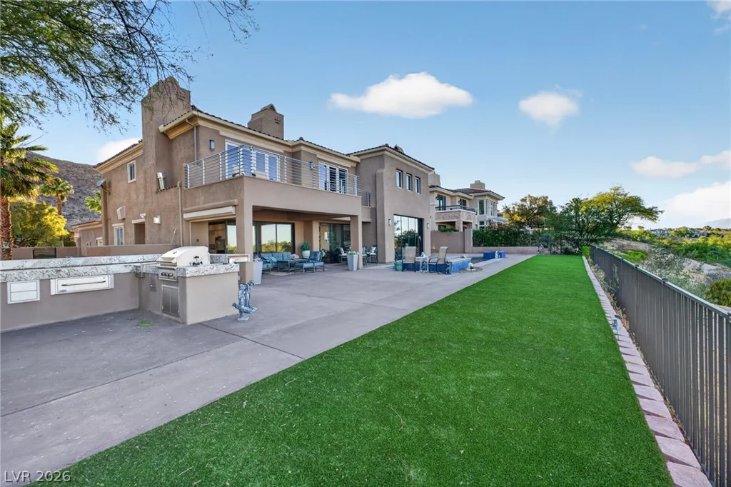 2438 Green Mountain, Las Vegas, NV 89135