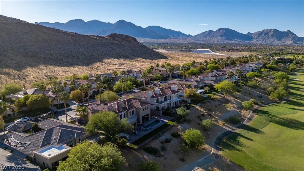2438 Green Mountain, Las Vegas, NV 89135