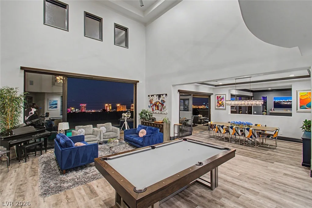 2438 Green Mountain, Las Vegas, NV 89135