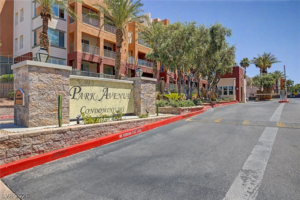 15 Agate, Las Vegas, NV 89123