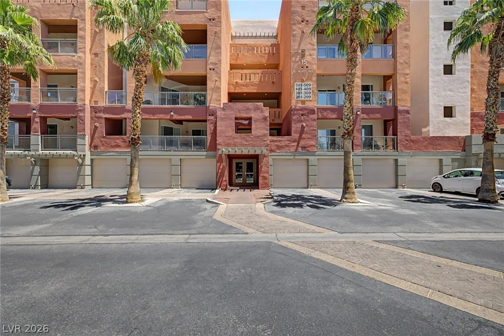15 Agate, Las Vegas, NV 89123