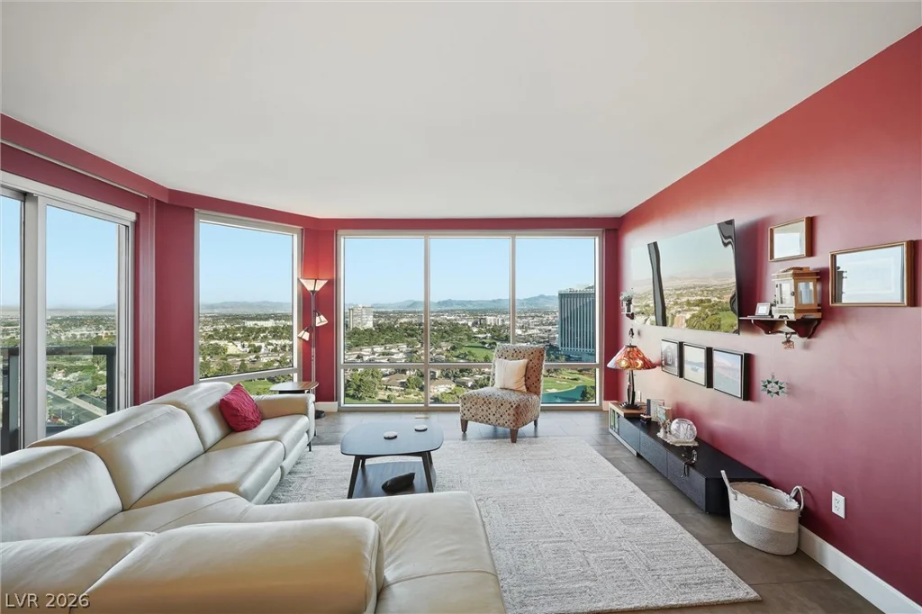 322 Karen, Las Vegas, NV 89109