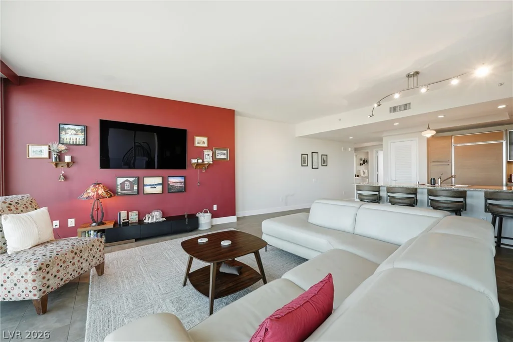 322 Karen, Las Vegas, NV 89109