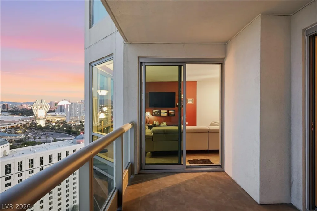 322 Karen, Las Vegas, NV 89109