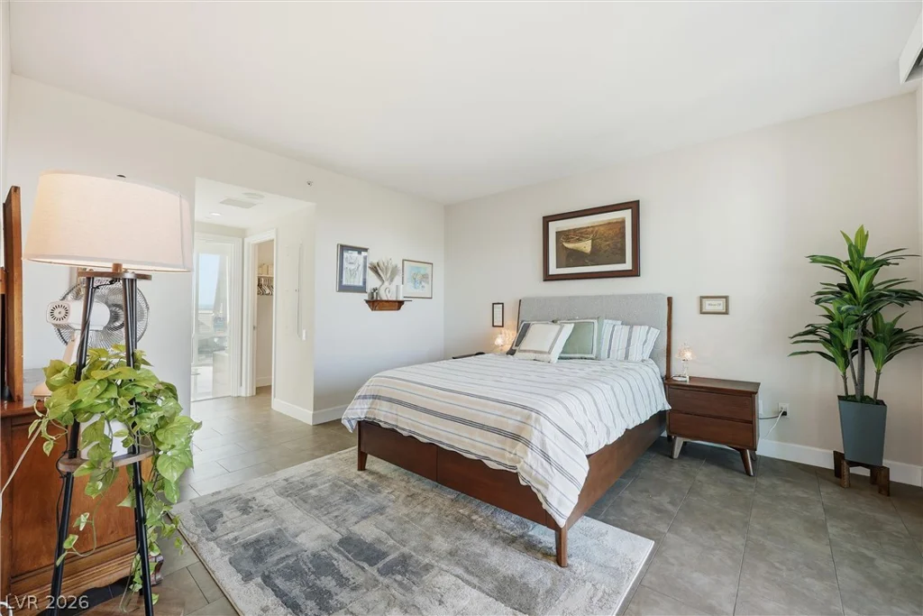 322 Karen, Las Vegas, NV 89109