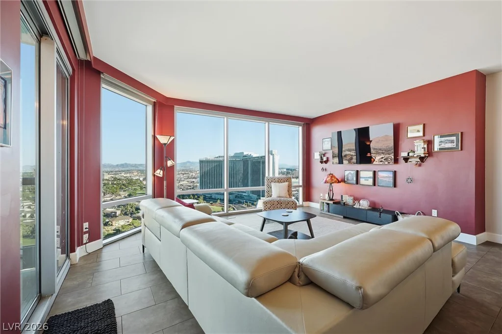 322 Karen, Las Vegas, NV 89109