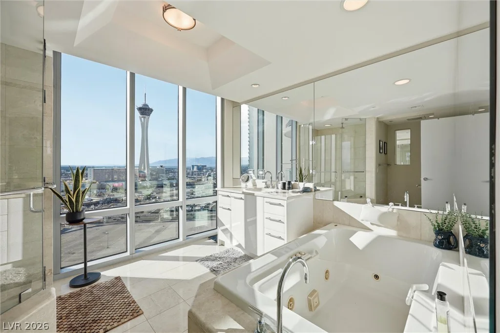 322 Karen, Las Vegas, NV 89109