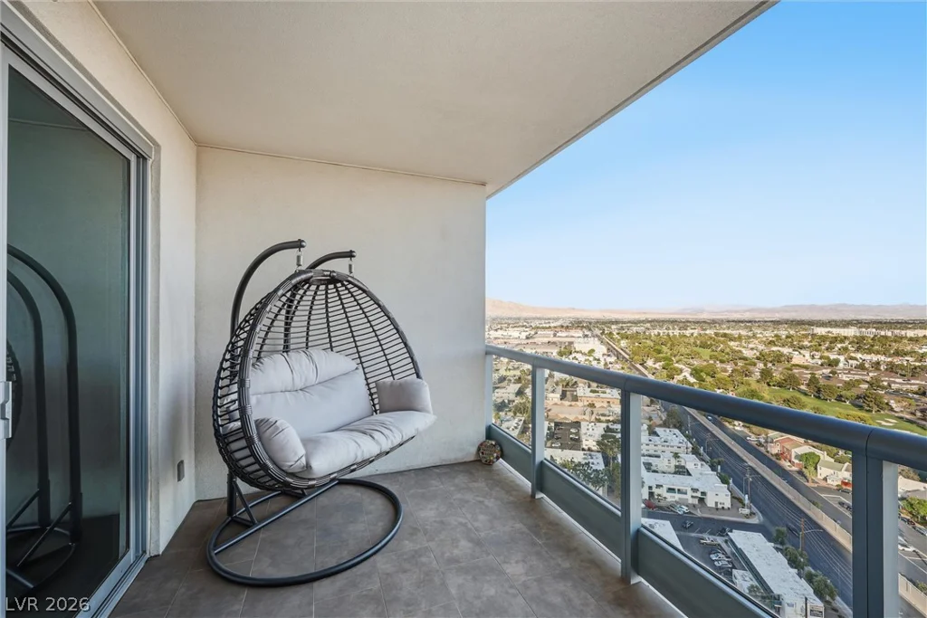 322 Karen, Las Vegas, NV 89109