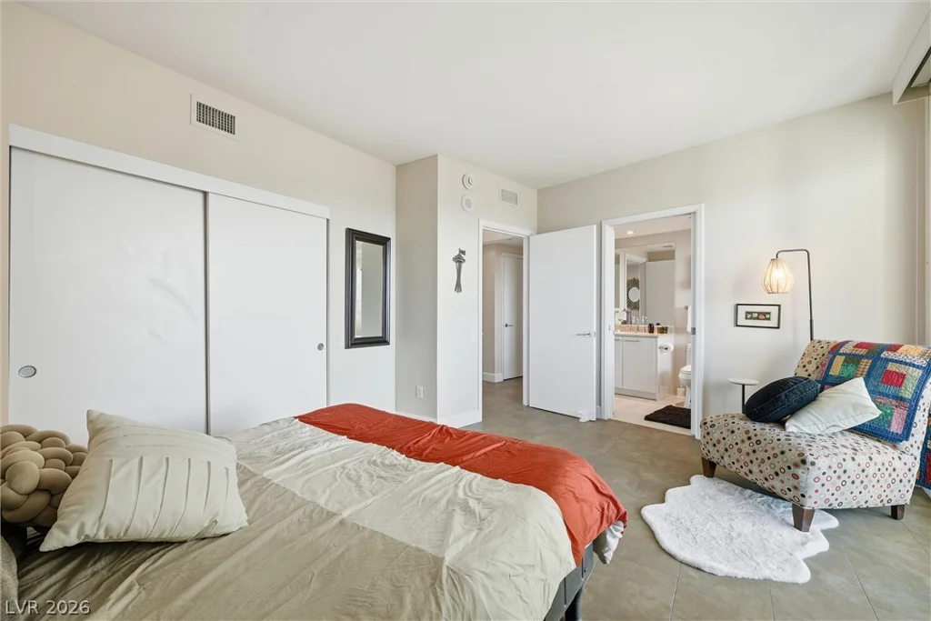 322 Karen, Las Vegas, NV 89109