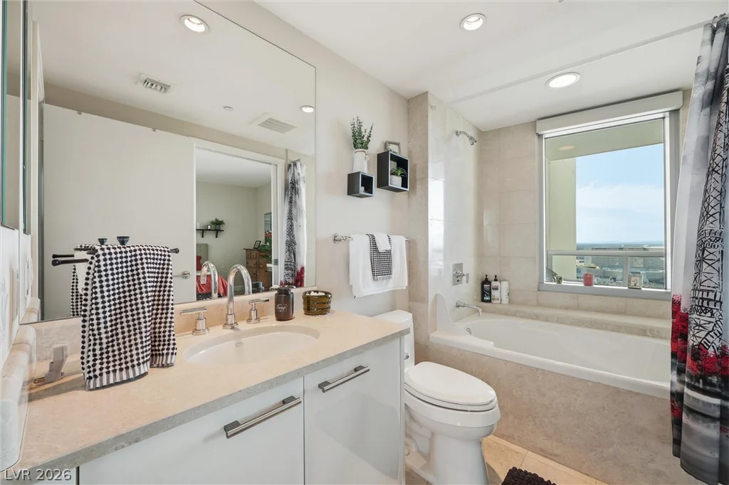 322 Karen, Las Vegas, NV 89109