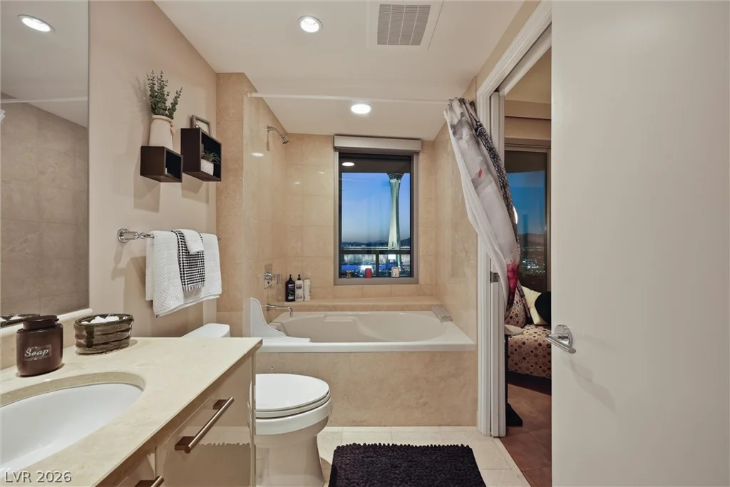 322 Karen, Las Vegas, NV 89109