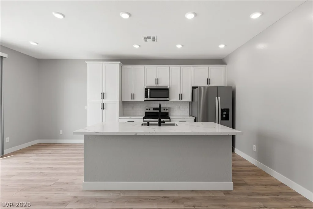 3245 Basin Desert, North Las Vegas, NV 89032