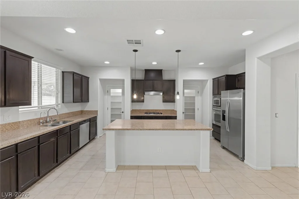 6637 Cliff Shore, North Las Vegas, NV 89084