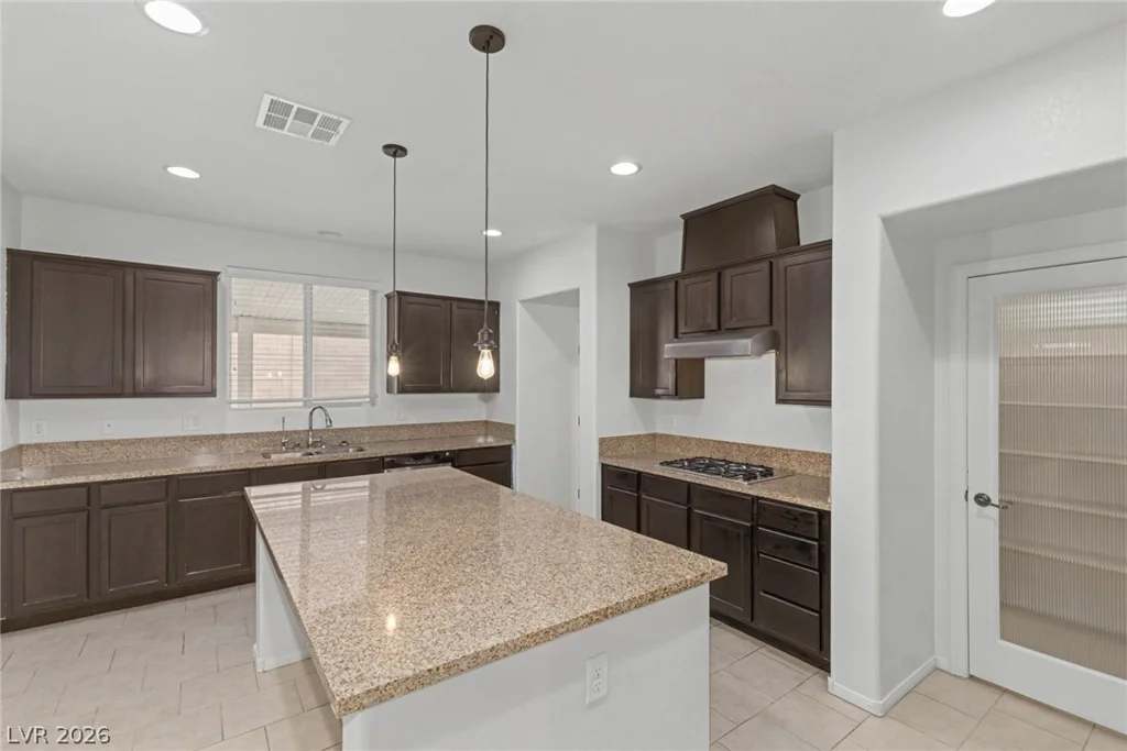 6637 Cliff Shore, North Las Vegas, NV 89084
