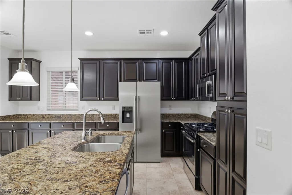7373 Puddle Duck, Las Vegas, NV 89166