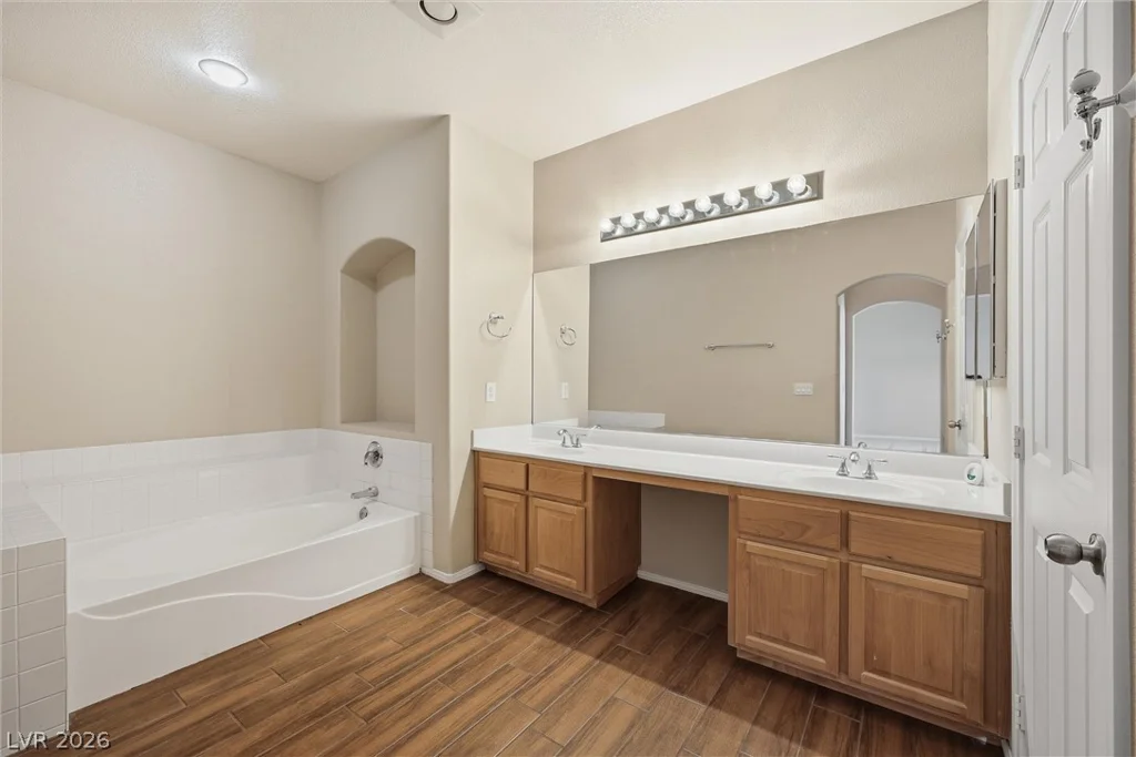 8637 Vivid Violet, Las Vegas, NV 89143