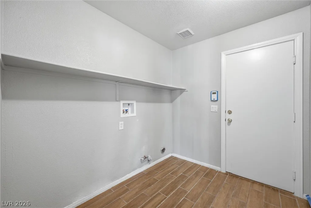 8637 Vivid Violet, Las Vegas, NV 89143