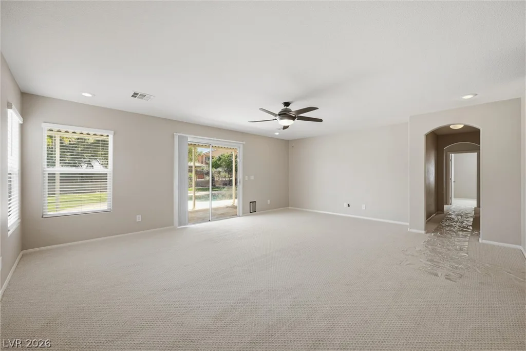 8637 Vivid Violet, Las Vegas, NV 89143