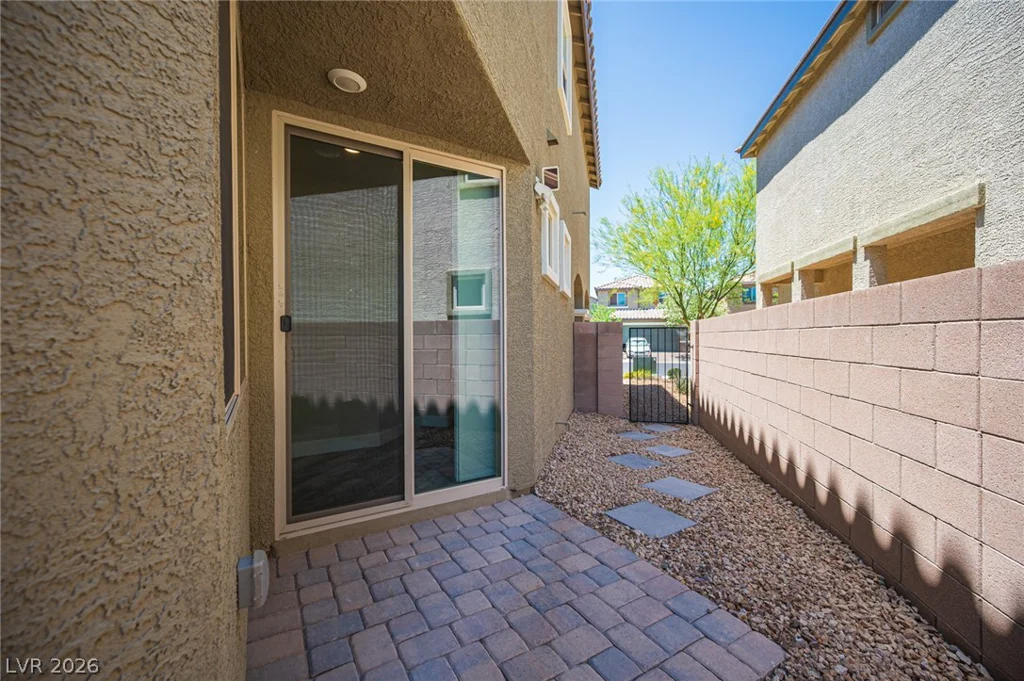 9330 Roadmaster, Las Vegas, NV 89178