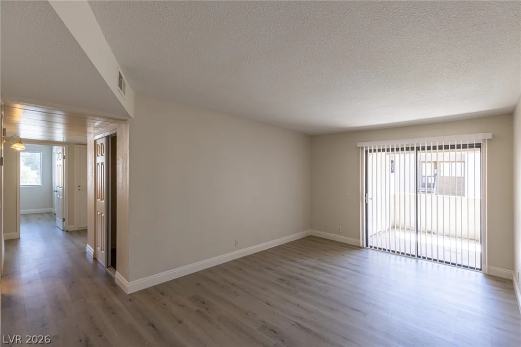3151 Soaring Gulls, Las Vegas, NV 89128