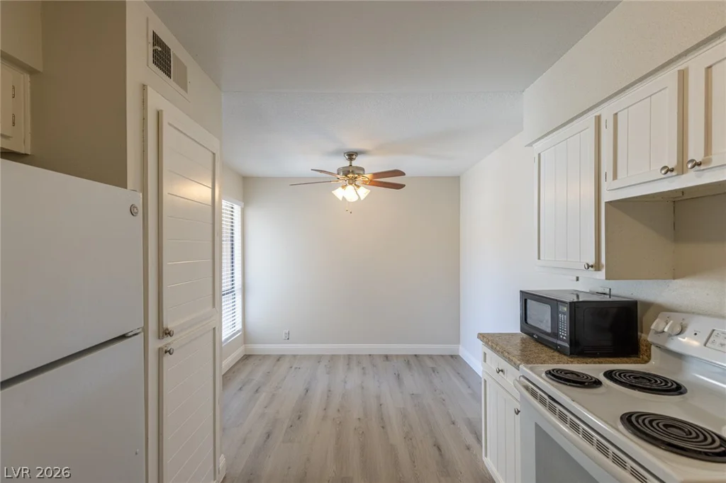 3151 Soaring Gulls, Las Vegas, NV 89128