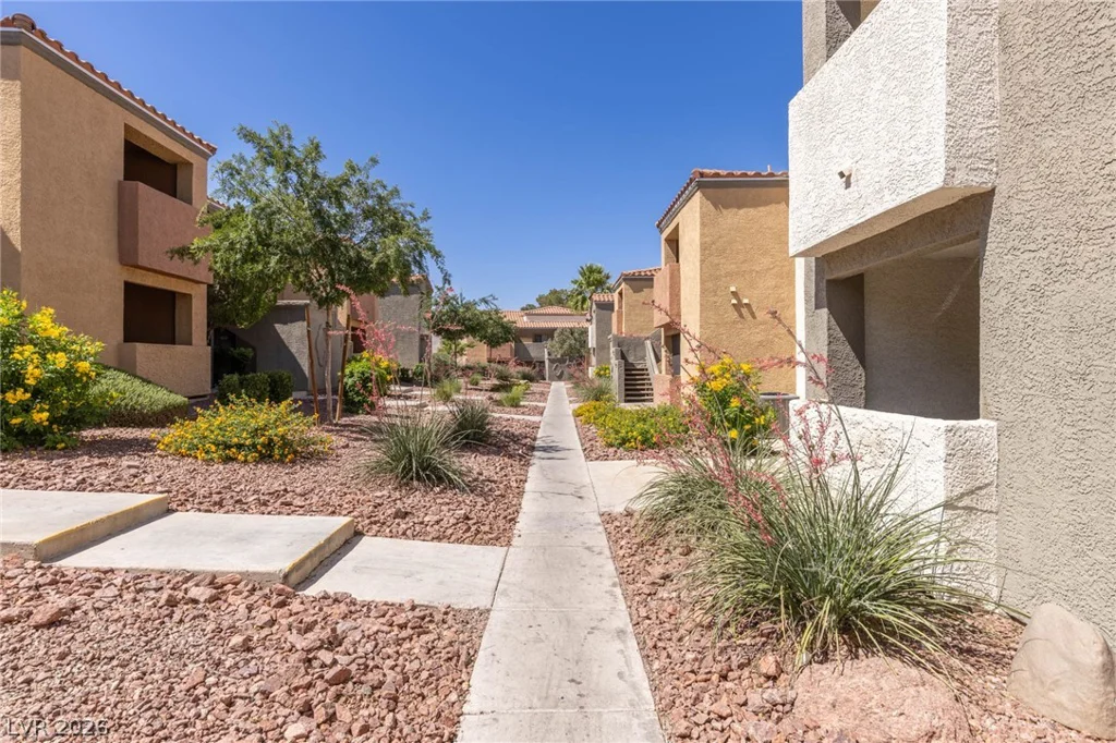3151 Soaring Gulls, Las Vegas, NV 89128