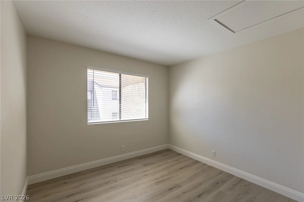 3151 Soaring Gulls, Las Vegas, NV 89128