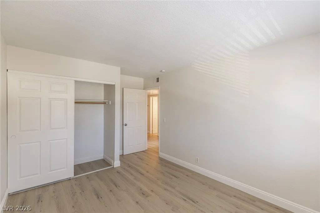 3151 Soaring Gulls, Las Vegas, NV 89128