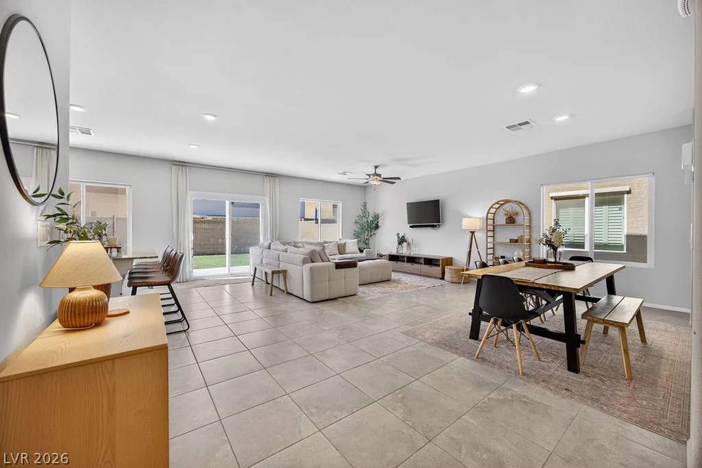 3823 Berenices, North Las Vegas, NV 89084
