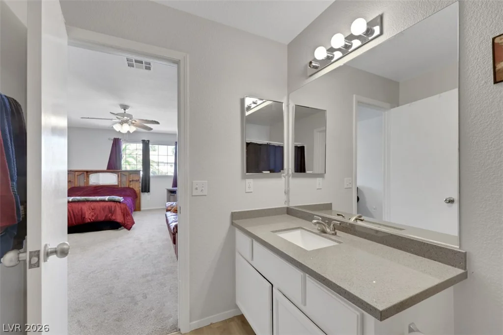 2749 Stargate, Las Vegas, NV 89108