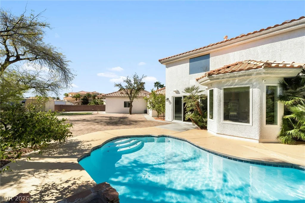 1700 Fairgate, Las Vegas, NV 89117