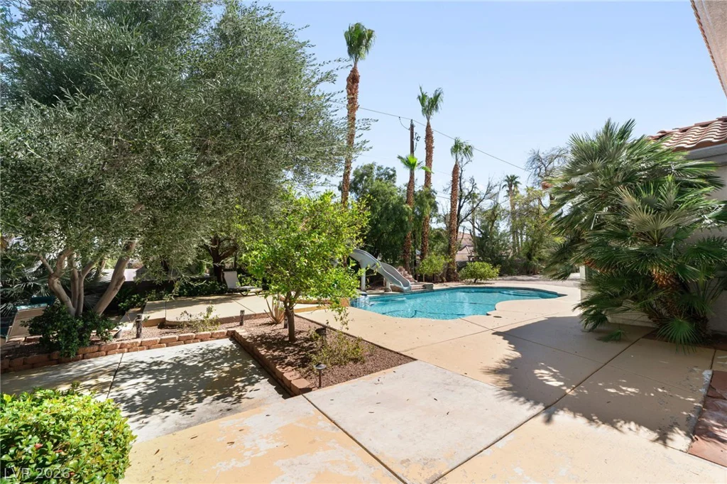 1700 Fairgate, Las Vegas, NV 89117