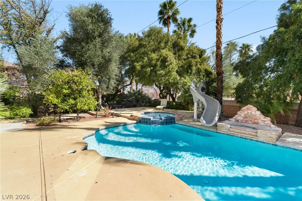 1700 Fairgate, Las Vegas, NV 89117