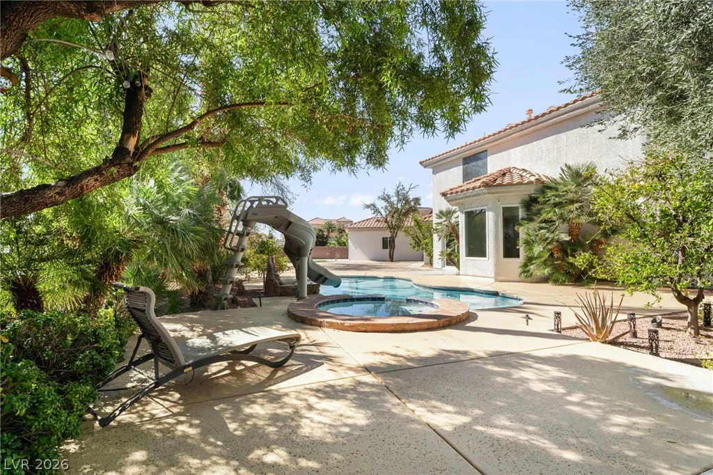 1700 Fairgate, Las Vegas, NV 89117