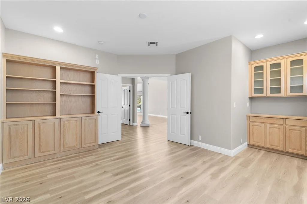 1700 Fairgate, Las Vegas, NV 89117