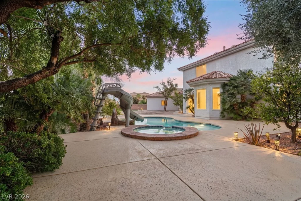 1700 Fairgate, Las Vegas, NV 89117