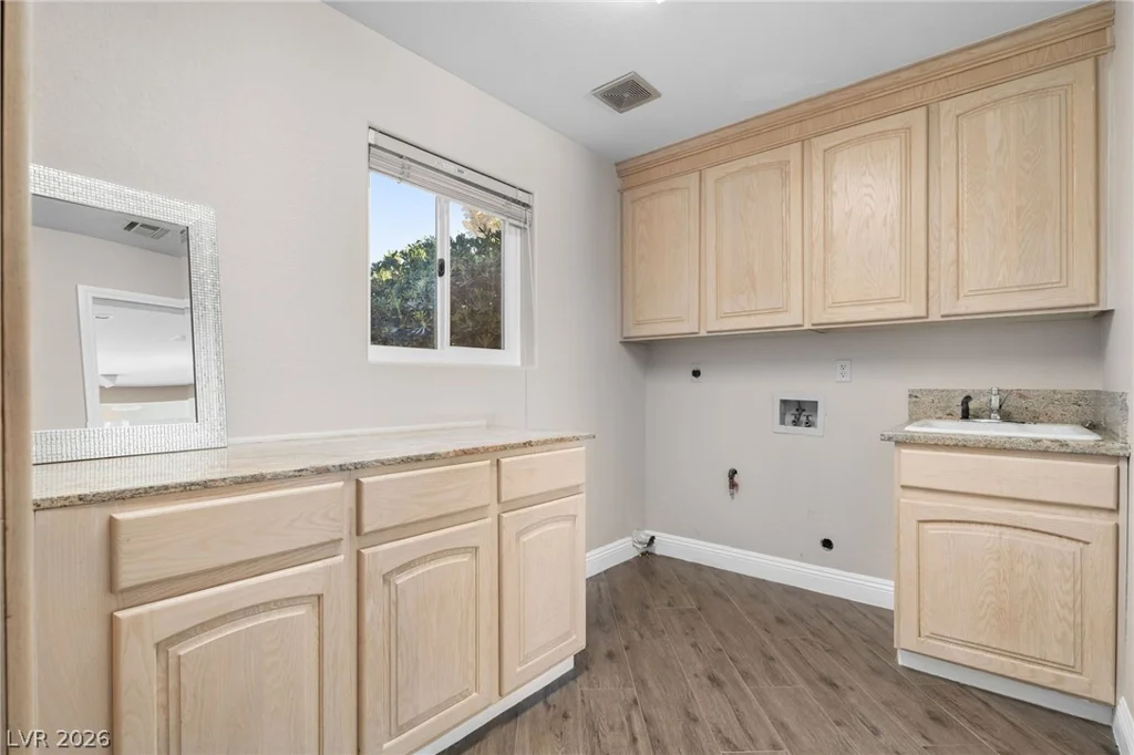 1700 Fairgate, Las Vegas, NV 89117