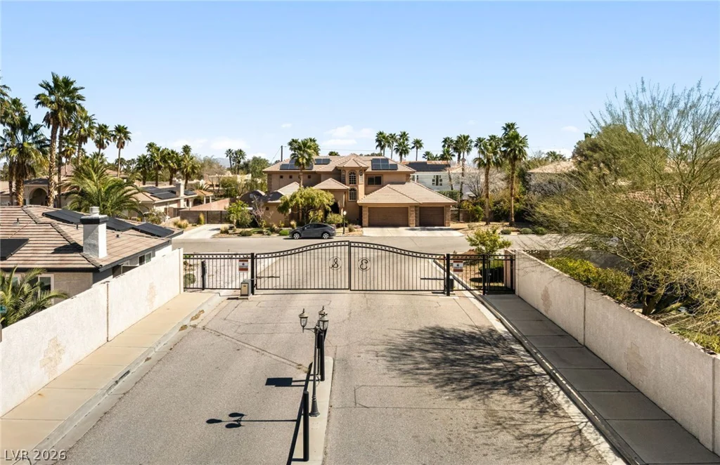 1700 Fairgate, Las Vegas, NV 89117