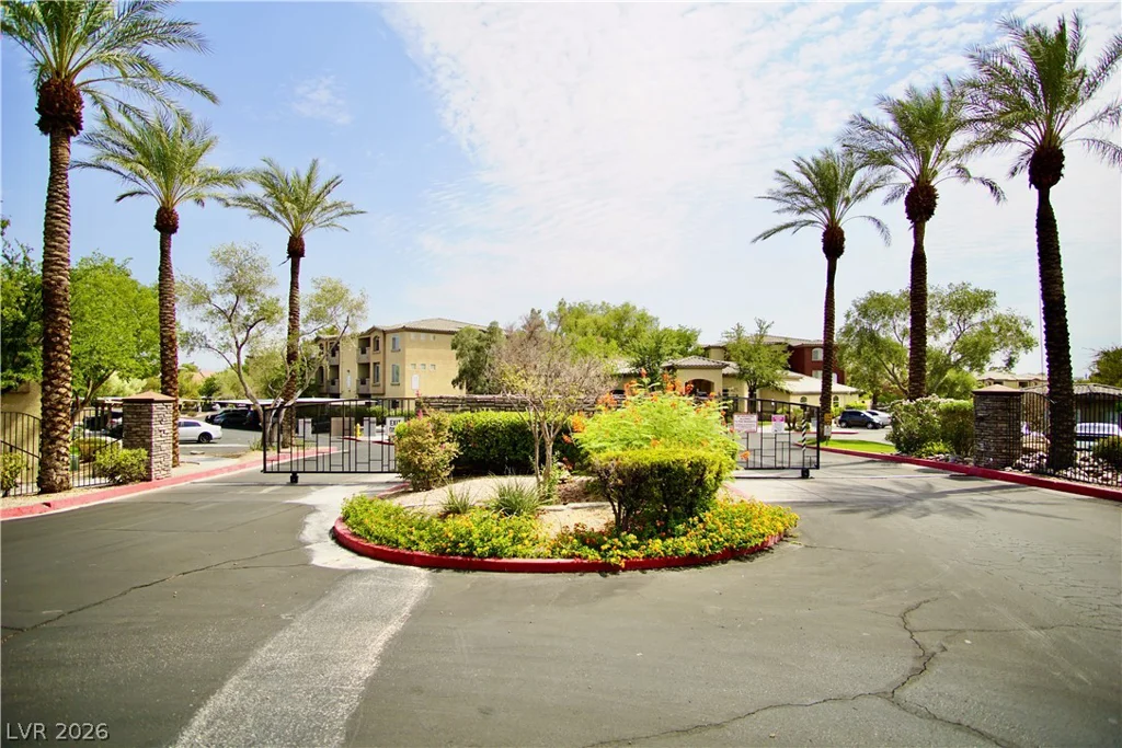 4400 Jones, Las Vegas, NV 89103