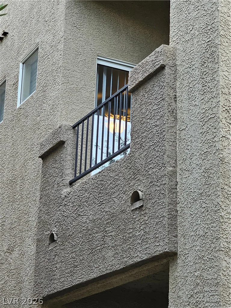 4400 Jones, Las Vegas, NV 89103