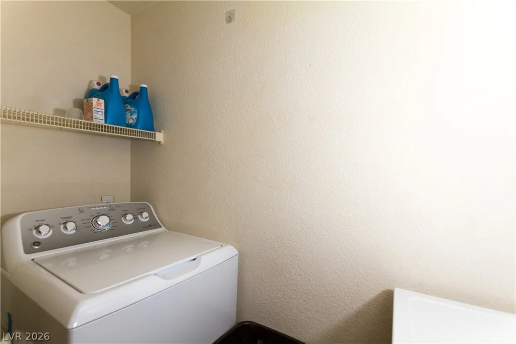 4400 Jones, Las Vegas, NV 89103