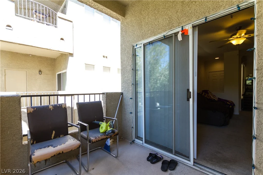 4400 Jones, Las Vegas, NV 89103