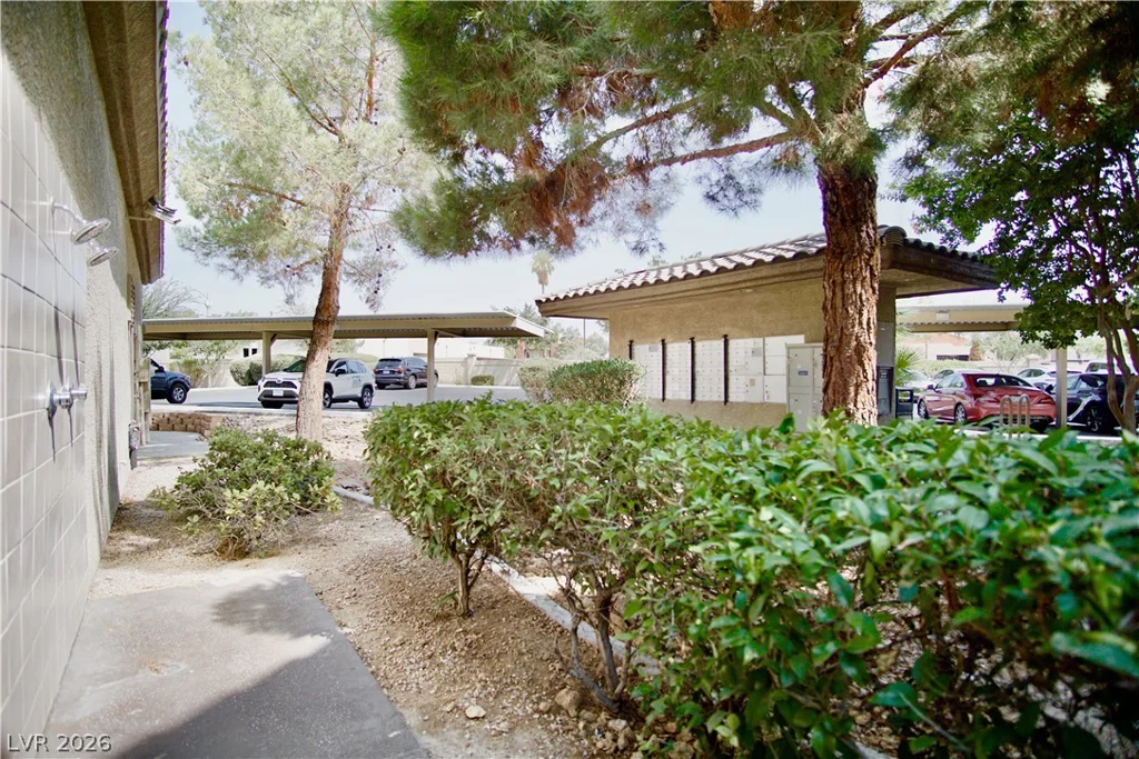 4400 Jones, Las Vegas, NV 89103