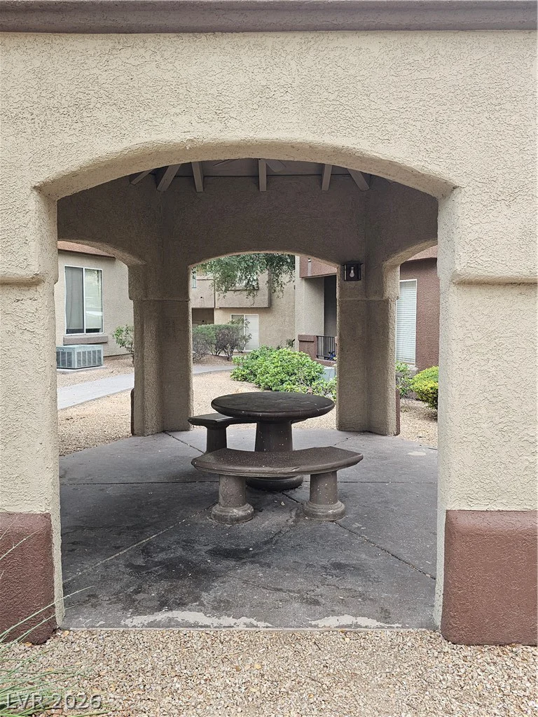 4400 Jones, Las Vegas, NV 89103