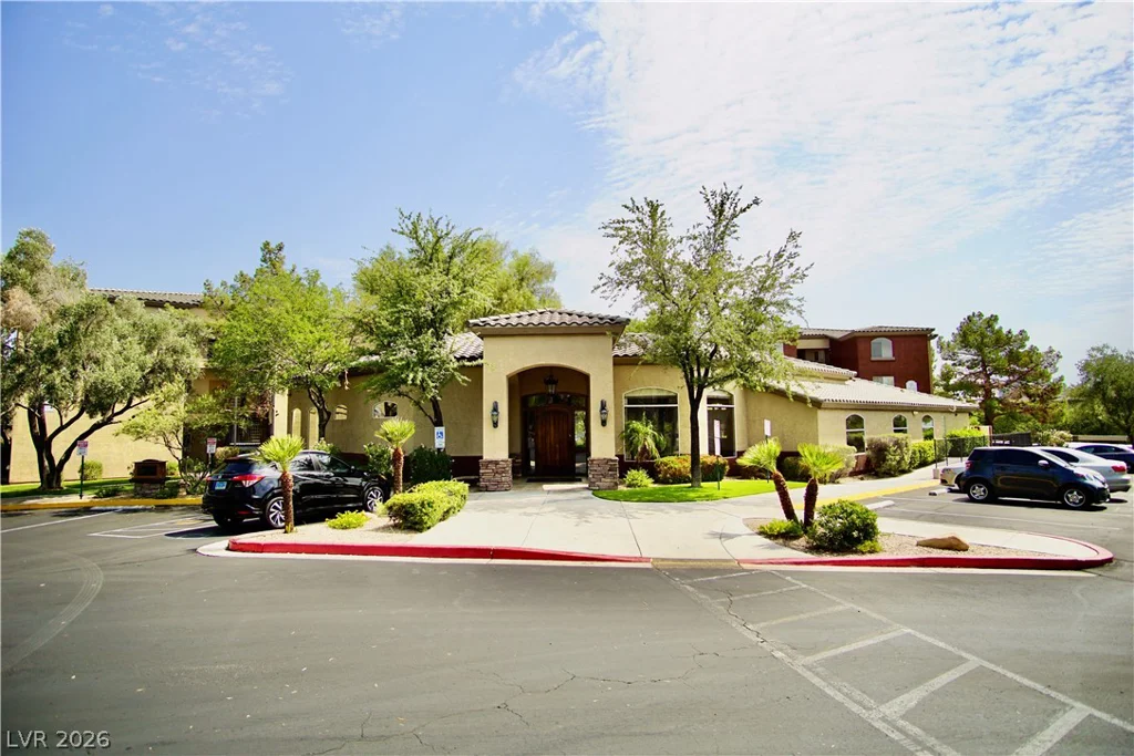 4400 Jones, Las Vegas, NV 89103