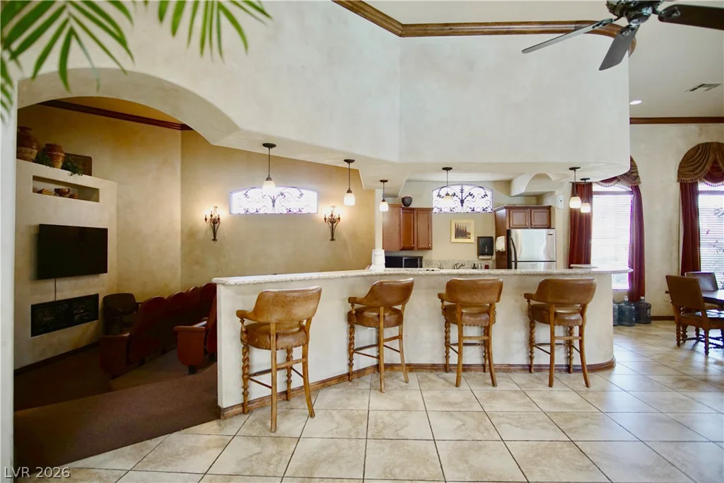 4400 Jones, Las Vegas, NV 89103