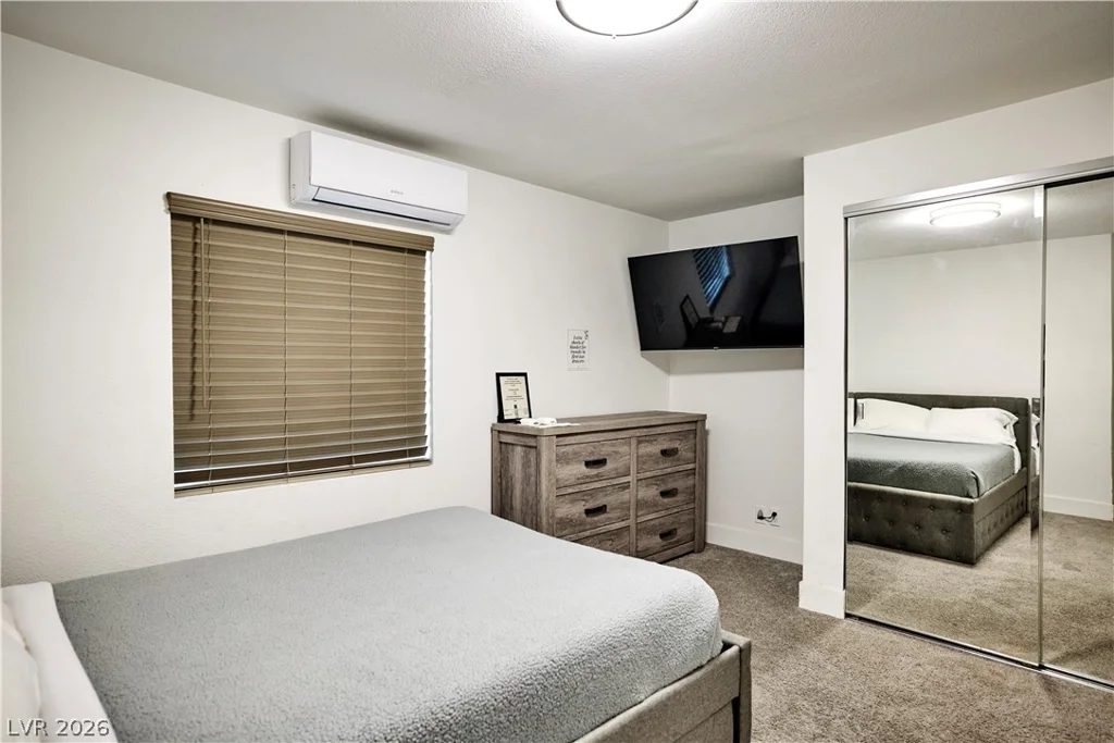 6348 Mockingbird, Las Vegas, NV 89103