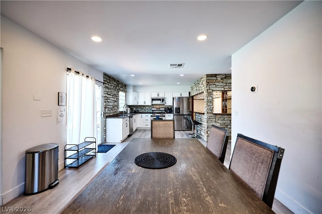 6348 Mockingbird, Las Vegas, NV 89103