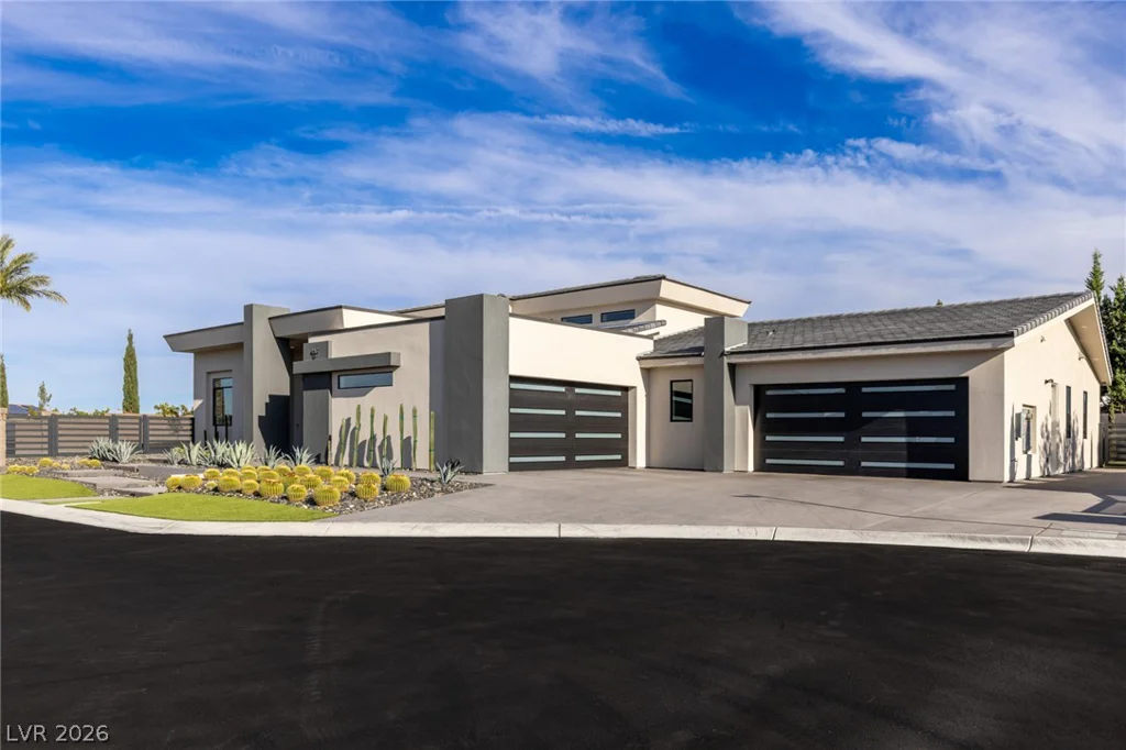 4367 Fort Apache, Las Vegas, NV 89129