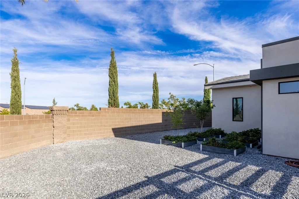 4367 Fort Apache, Las Vegas, NV 89129